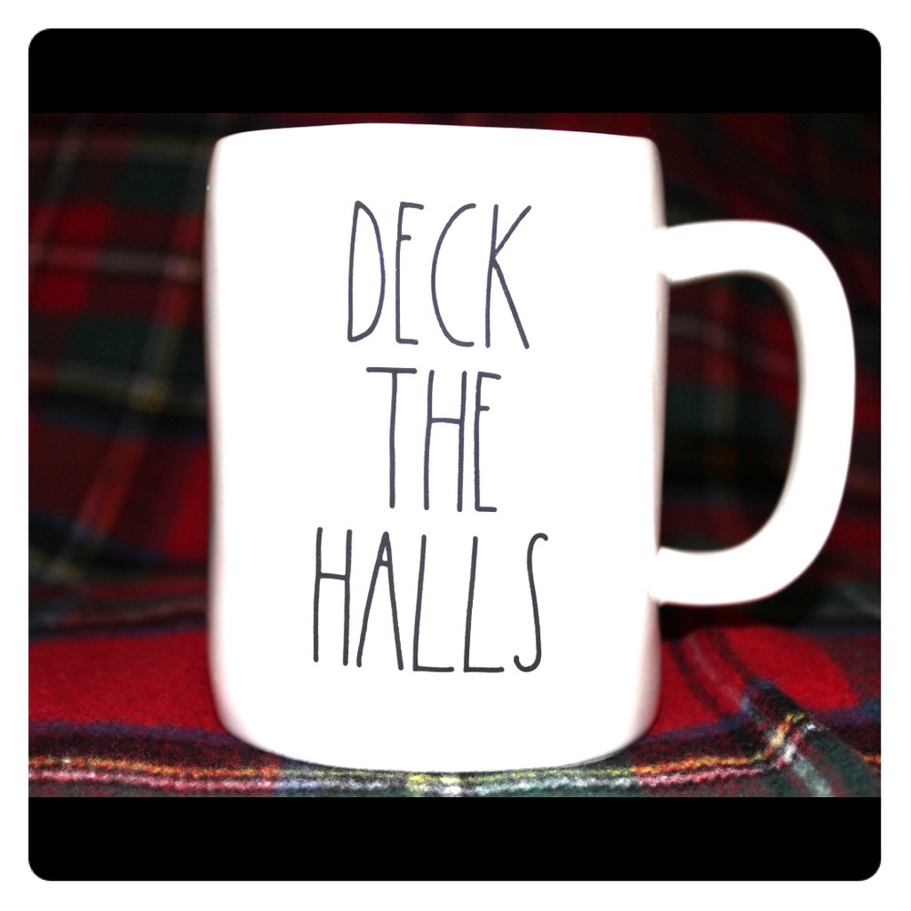 RAE DUNN DECK THE HALLS MUG